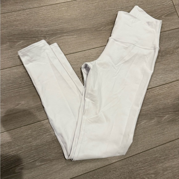 ALO Yoga Classic White Leggings - Picture 3 of 4